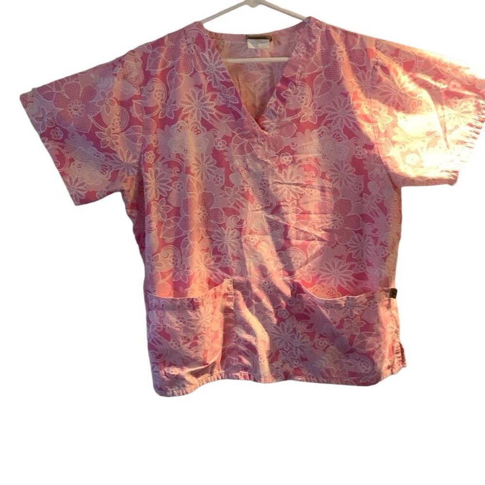 Pre Owned Women’s Tafford Scrub Scrubs Top Sz Med Stylish and Comfortable